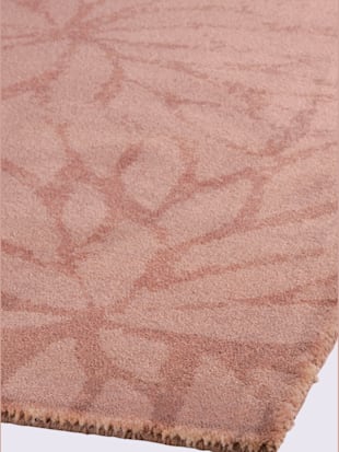 Tapis touffeté à la main