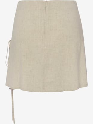 Mini-jupe look tendance avec laçage décoratif