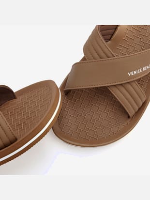 Mules sportives avec brides croisées (Image 3)