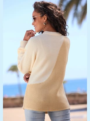 Pull en tricot encolure ronde