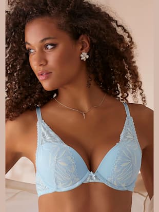 Soutien-gorge super push-up féminin avec coques sans couture et coussinets intégrés