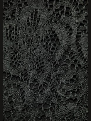 Robe en dentelle encolure ronde profonde et larges bretelles (Image 3)