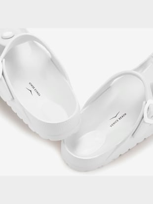 Tongs mules de bain estivale en matière imperméable avec bride réglable