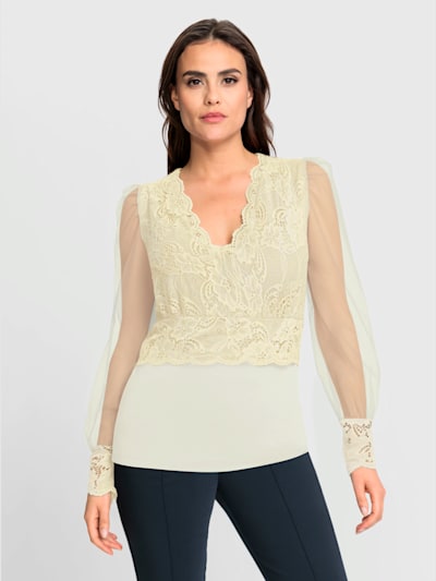 T-shirt à manches longues jolie dentelle sur l'encolure