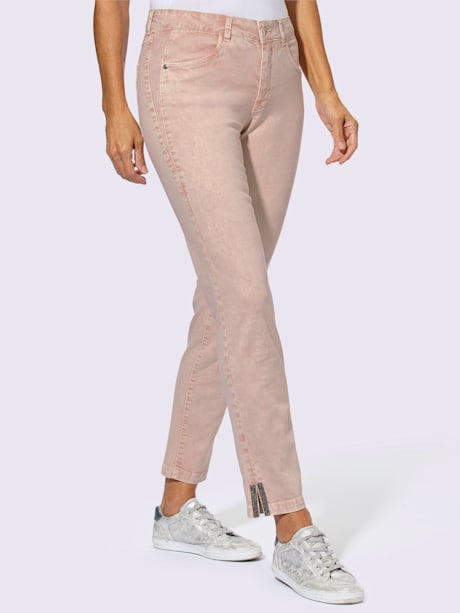 Jean extensible fente aux chevilles décorée tendance
