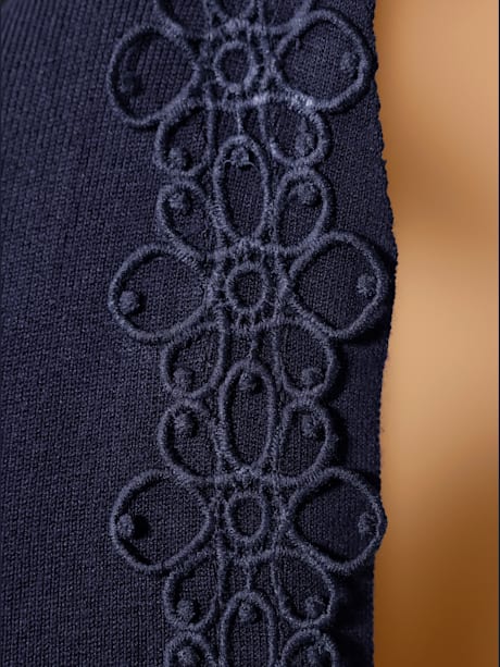 Veste en tricot magnifique bordure en dentelle