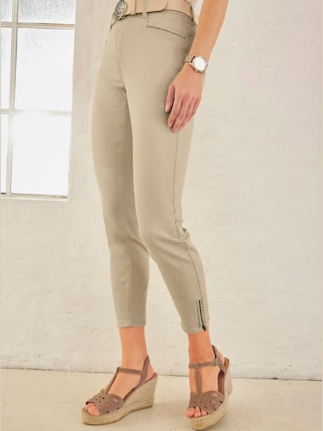 Pantalon rivets décoratifs