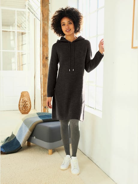 Robe en tricot à capuche