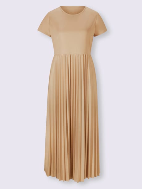 Robe plissée jupe à panneaux évasée