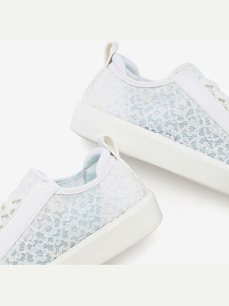 Baskets empiècement en dentelle tendance