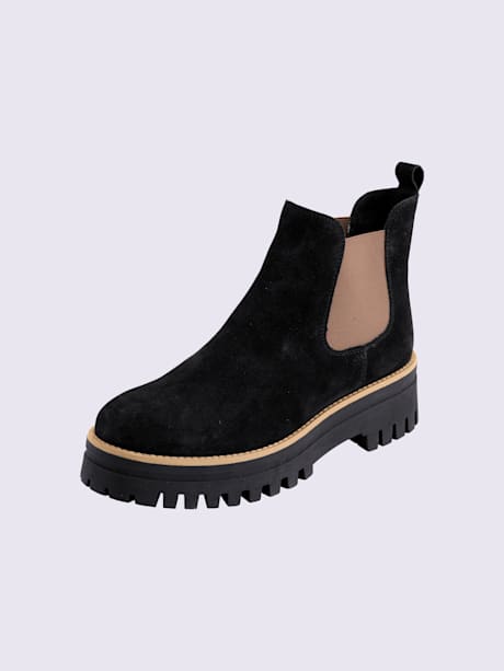 Bottines cuir velours de vache.