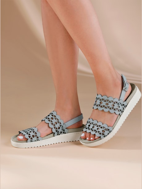 Sandales