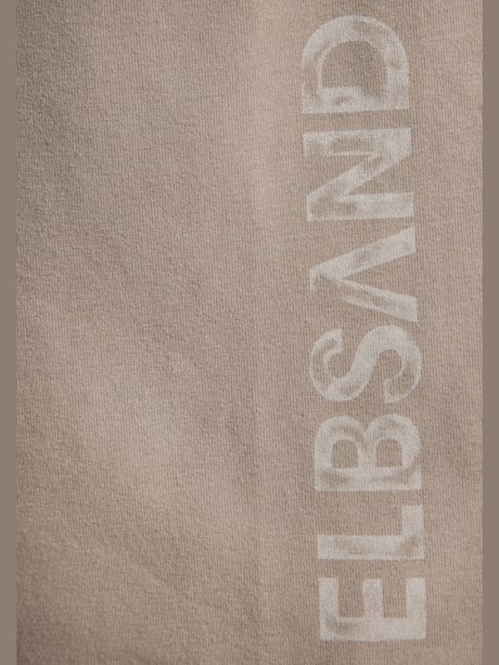  (Image 4)