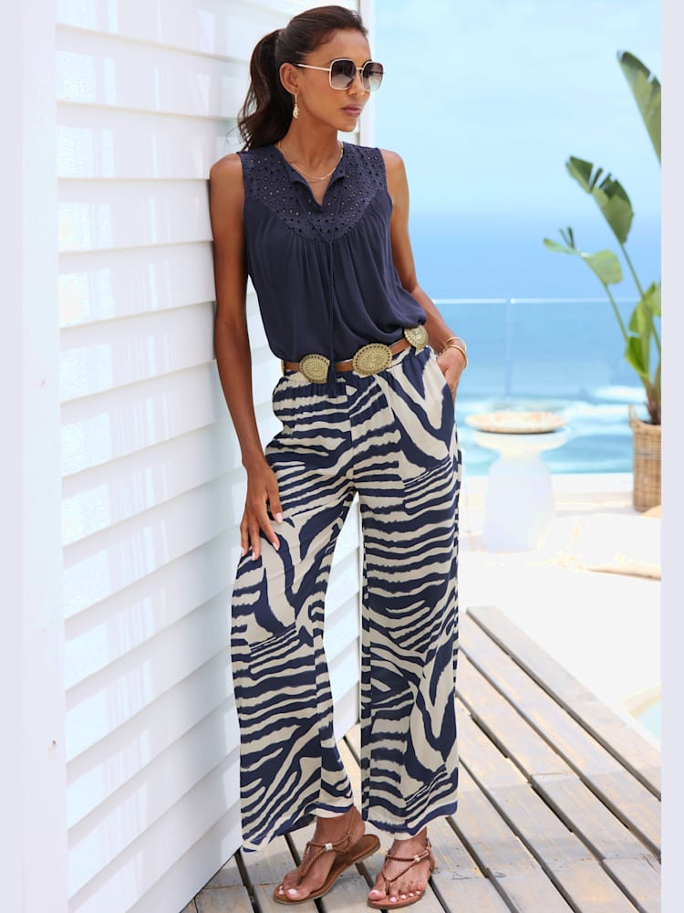 Pantalon poches latérales pratiques, couleur couleur ivoire, taille 42, marque LASCANA - helline