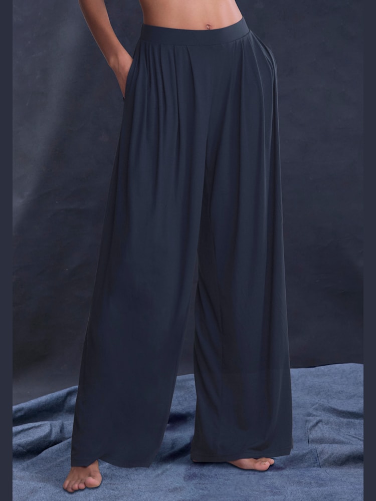 Pantalon extra-large et doux avec pinces, couleur bleu, taille 36, marque LASCANA - helline