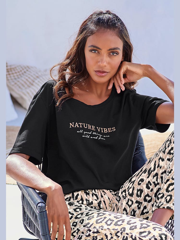 Haut de pyjama t-shirt confortable avec manches mi-longues, couleur noir, taille 34/36, marque LASCANA - helline