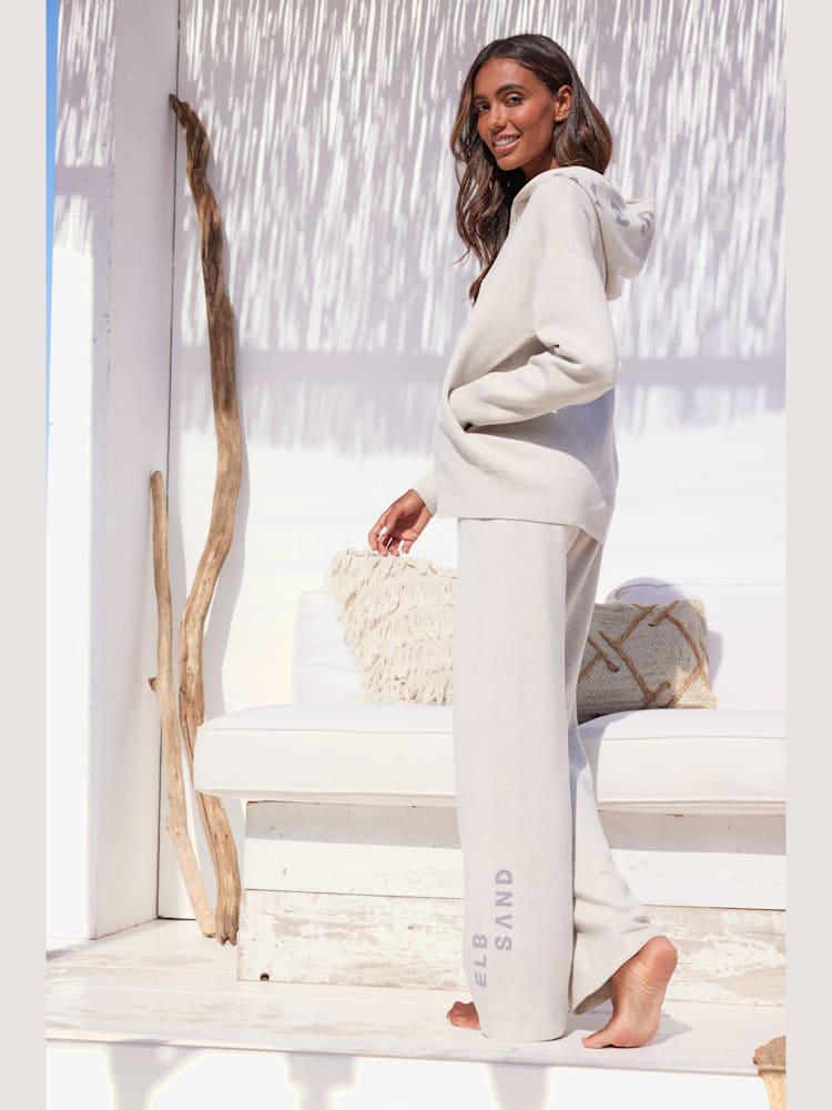 Pantalon en tricot doux et extensible, couleur gris, taille 42/44, marque Elbsand - helline