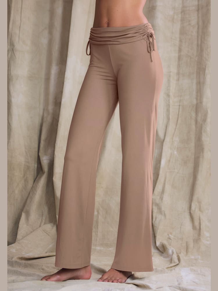 Panty legging avec jambes évasées, couleur marron, taille 40, marque LASCANA - helline